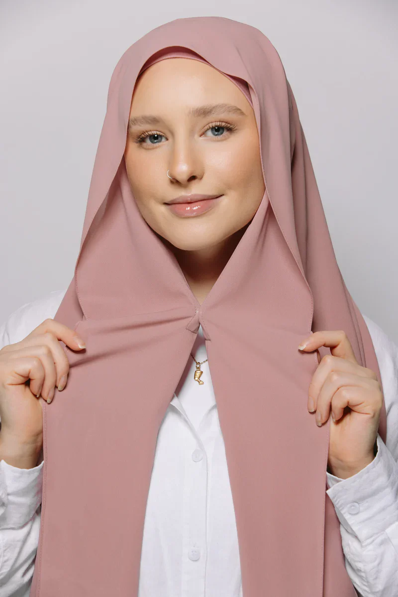 MentonElla™ – Hijab Instantané avec Aimants Intégrés